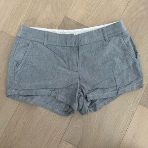 J CREW SHORTS SIZE 4